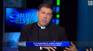 El padre Alberto Cutié habla sobre la pereza en "María Elvira"