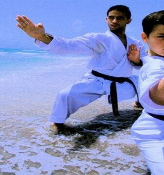 Hoy, Alejandro Cepero suma 97 primeros lugares, 12 títulos de campeón nacional y ha conquistado tres veces el US Open contra deportistas de más de 48 países y tres veces los Juniors Olimpics.