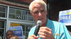 Charlie Crist durante la inauguración de una nueva oficina en la Pequeña Habana, en Miami.