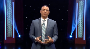 Alexis Valdés habla sobre el "Memorial Weekend" en su monólogo