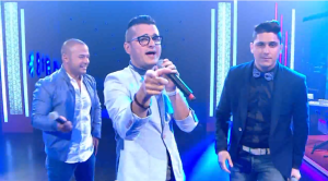 Grupo Treo interpreta "Pegado a tu boca" en Mira TV