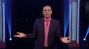 Alexis Valdés durante la emisión de "El show de Alexis Valdés" en Mira TV