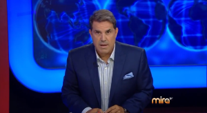 Rick Sánchez durante la emisión de su programa en Mira TV