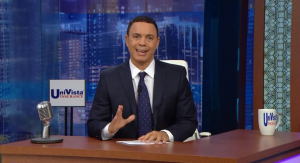 Alexis Valdés durante la emisión de show en Mira TV