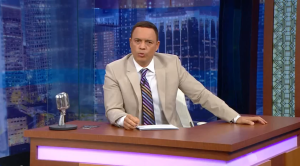 Alexis Valdés durante la presentación de su programa en Mira TV.