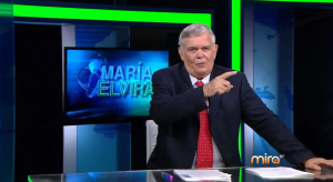 Napoleón Bravo conduce, de forma provisional, el programa "María Elvira" en Mira TV.
