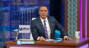 "El show de Alexis Valdés" se emite a las 9pm en Mira TV.
