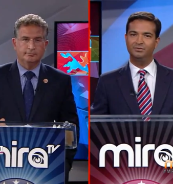 Joe Garcia (derecha) y Carlos Curbelo (izquierda) durante el debate en "Prohibido Callarse" de Mira TV.