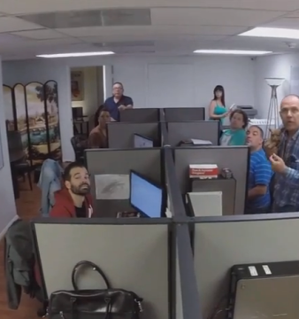 Captura de la cámara de seguridad de Mira TV.